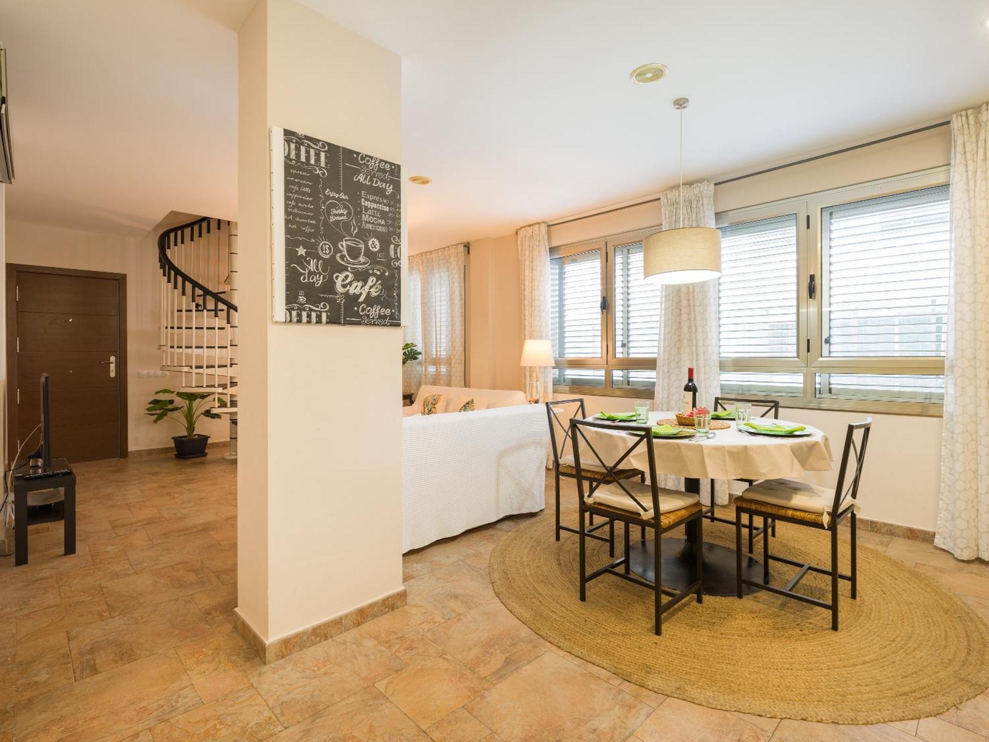 City Family Avatar Duplex Near The Beach Лас-Пальмас-де-Гран-Канария Экстерьер фото
